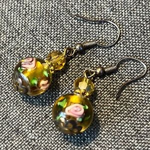Short Dangle Floating Flower Earrings